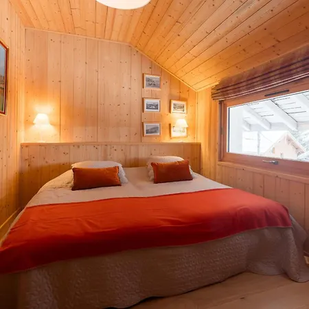 Chalet Granny - In The Heart Of The Village Of